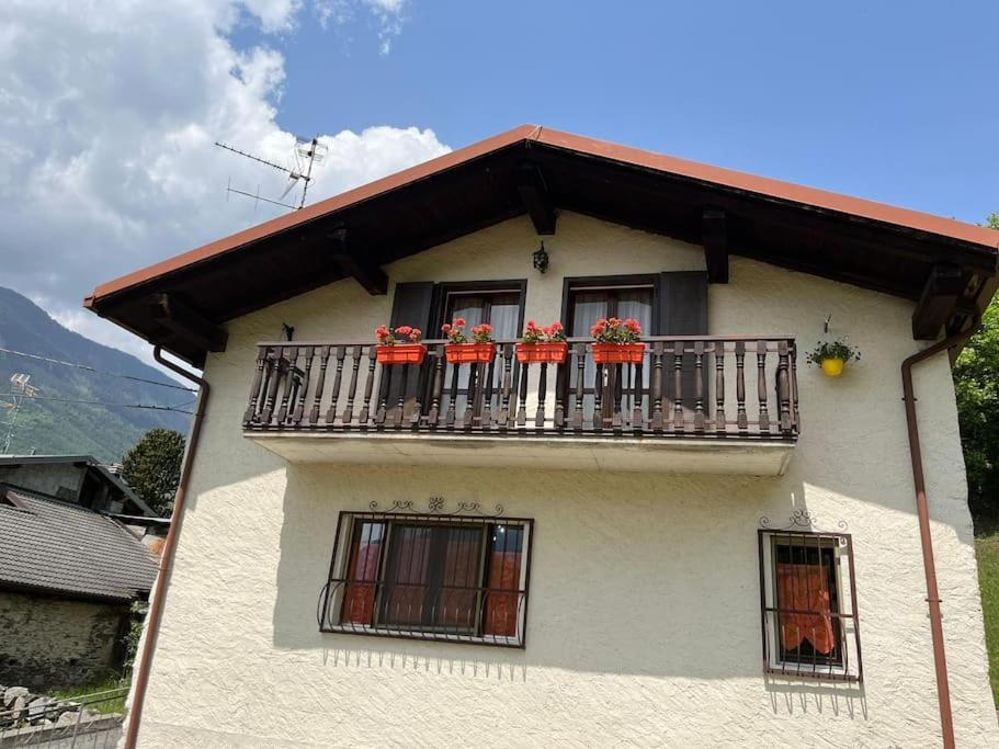 La Casetta Delle Nuvole Mazzo di Valtellina Εξωτερικό φωτογραφία