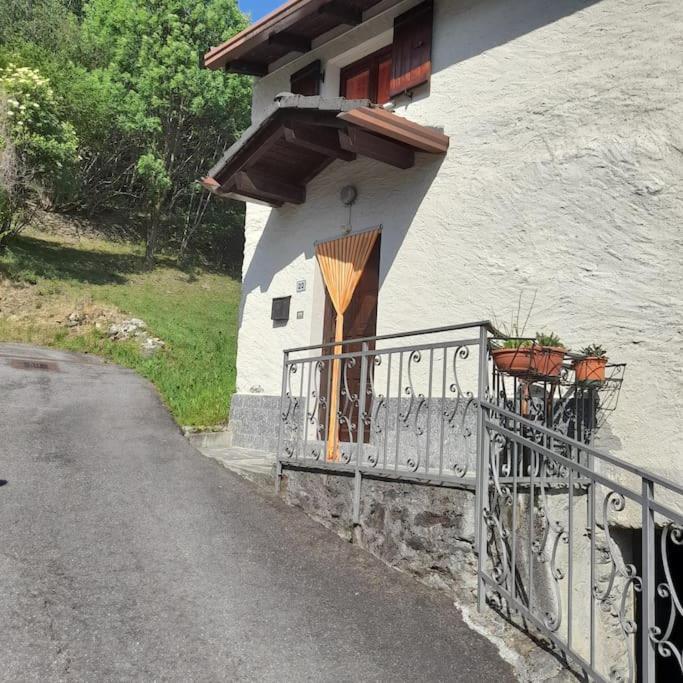 La Casetta Delle Nuvole Mazzo di Valtellina Εξωτερικό φωτογραφία